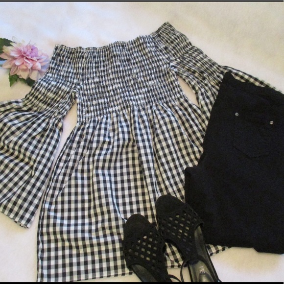🔴 Gingham Off The Shoulder Bell Sleeve Tunic NWT by Max Studio - Picture 6 of 8